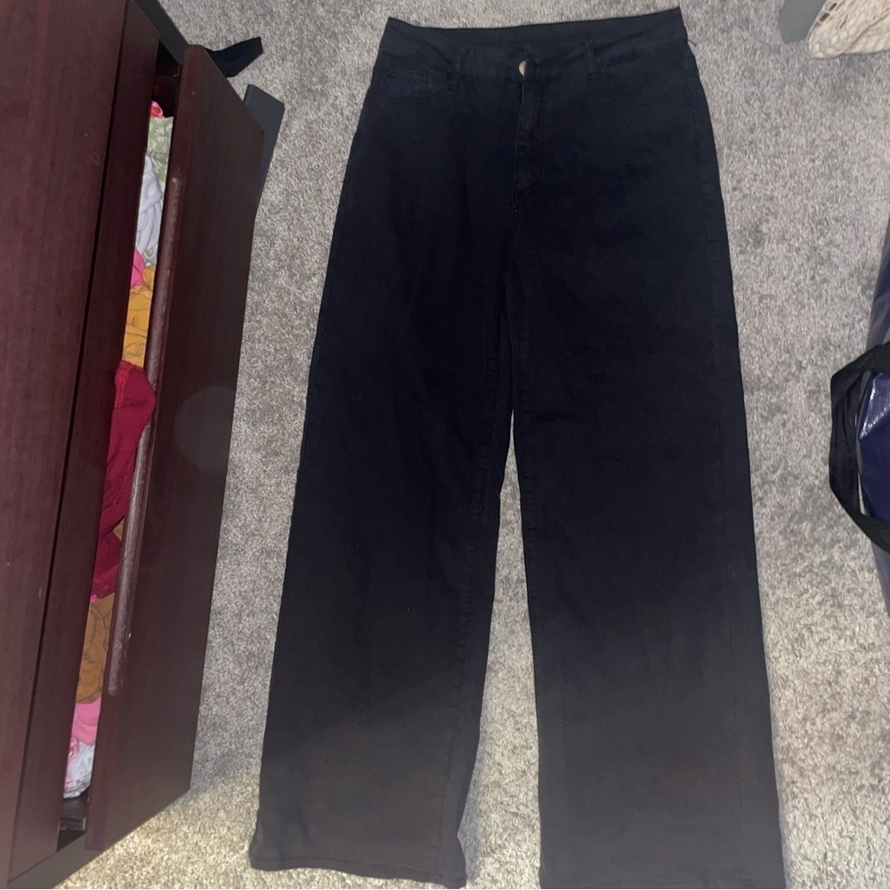 SHEIN Black Flair Jeans